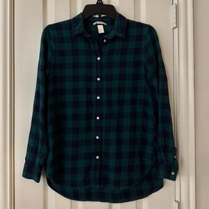H&M Plaid Flannel Button-Up Shirt Green Navy Long Sleeve Collared Women XS